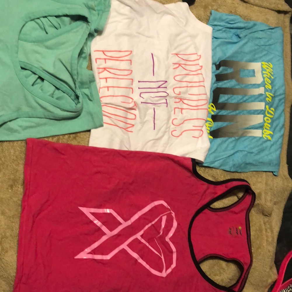 Women’s Large workout lot